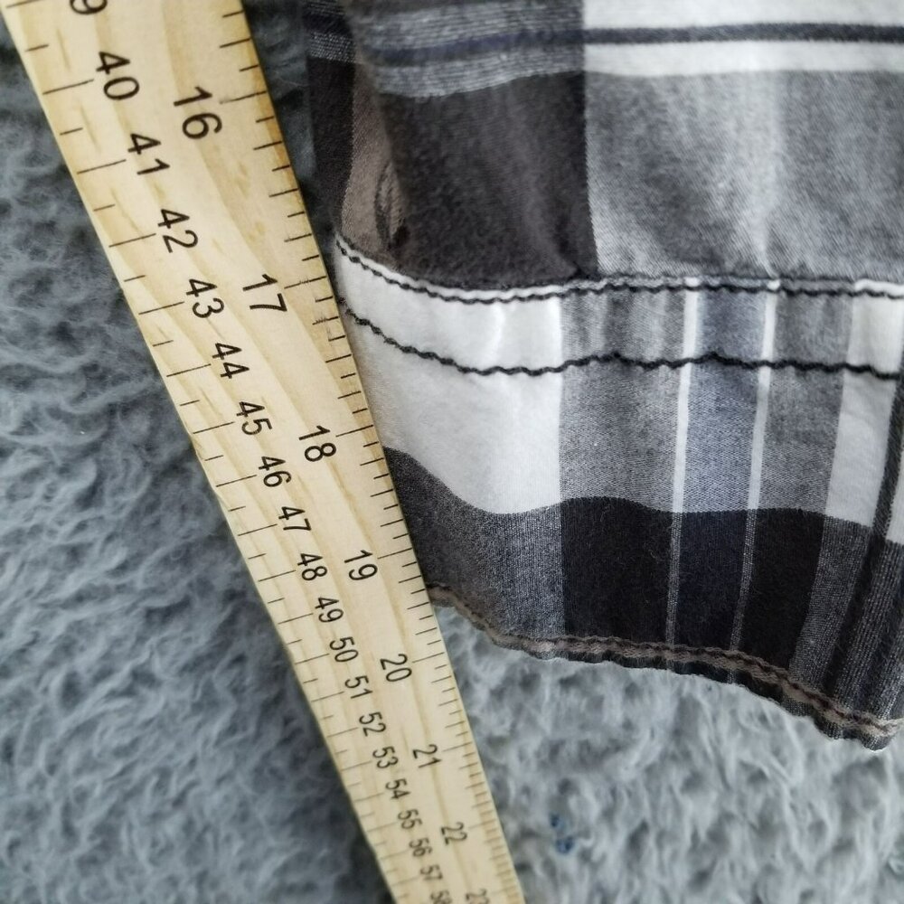 Buckle Shirt Mens Large Gray Plaid Dress Button Up Athletic Fit Stretch - Picture 10 of 12